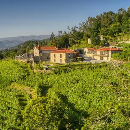 Farm stay Vale Da Fonte - Charming Ponte da Barca