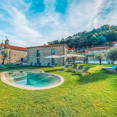 Vale Da Fonte - Charming Farm stay Ponte da Barca
