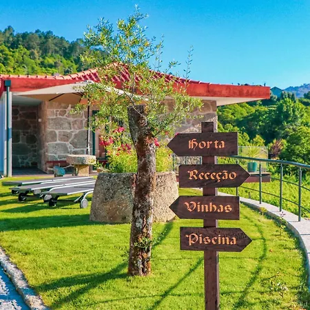 Vale Da Fonte - Charming Farm stay Ponte da Barca